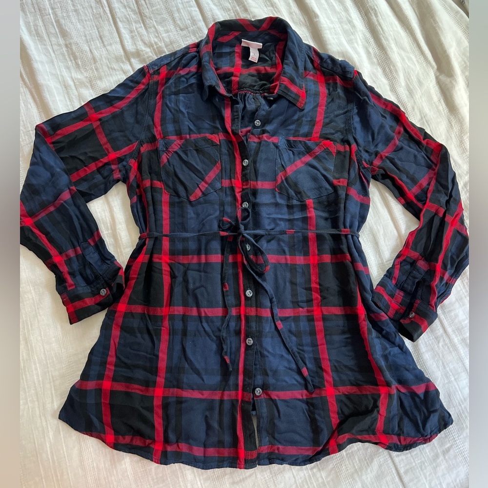 Maternity button up shirt.